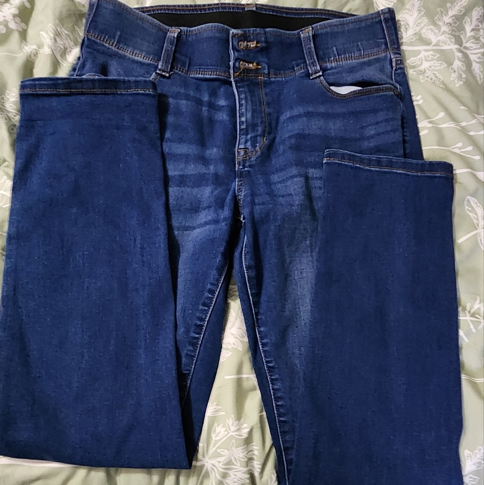Women's jeans